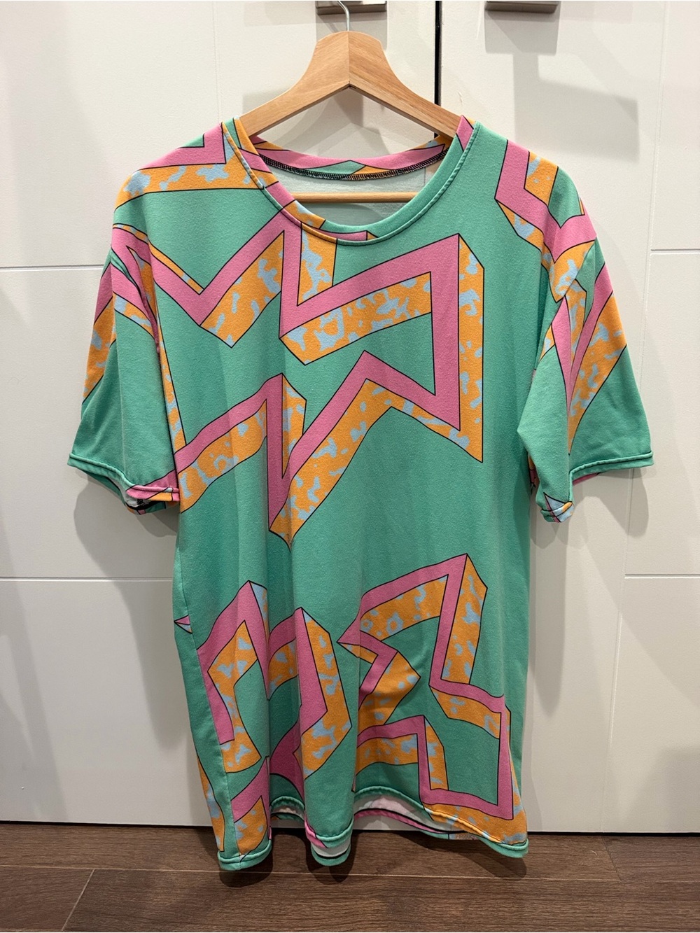 Mint Graphic Tee with Pink & Yellow Star Motif